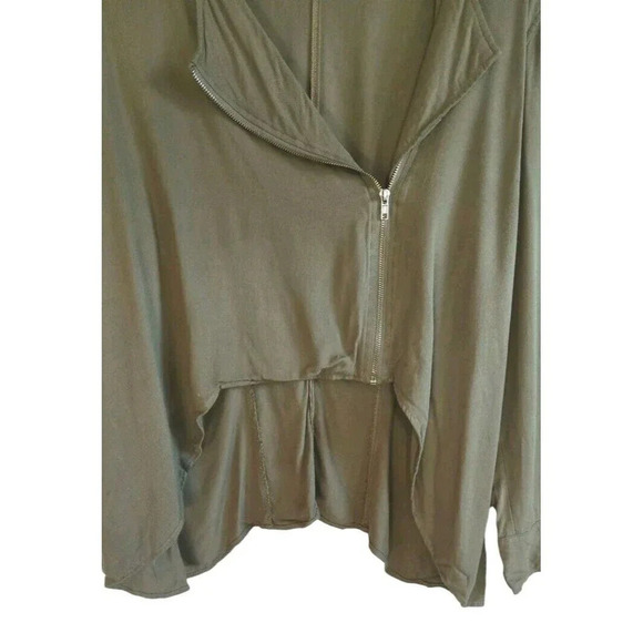 Torrid Drape Jacket Women's Size 1 Green High Low Front Zip Roll Tab Sleeve - Picture 4 of 7